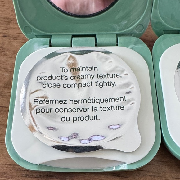 Clinique Touch Base for Eyes in Canvas and Up-Lighting. No box - Picture 3 of 5